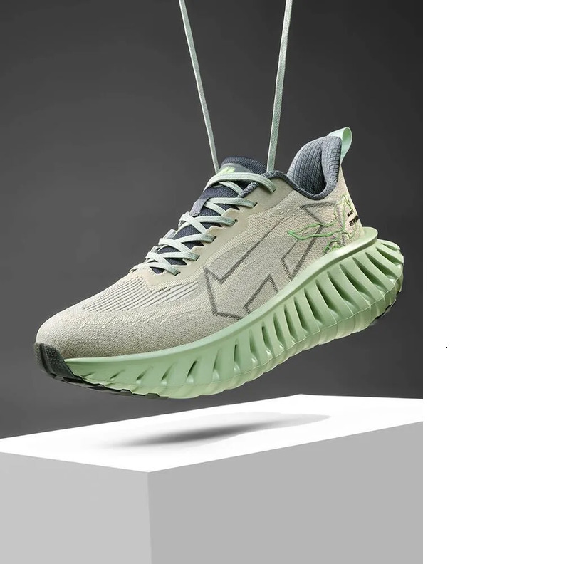 2025 New Unisex Breathable Mesh Running Shoes Spring Autumn Summer Versatile Shock Absorption Casual Sports Shoes