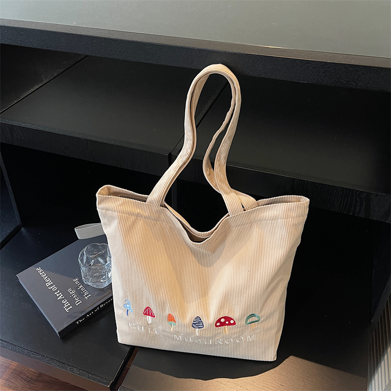 2025 Autumn Women's New Simple and Fashionable Large Capacity Synthetic Leather Handbag Fashion College Student Daily Commuter Lightweight Crossb