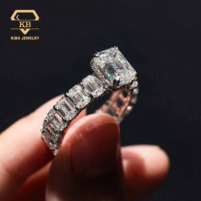 Pass Diamond Tester Custom Fashion Rings Iced Out Emerald Cut Moissanite Ring 925 Silver White Gold Plated Rings Jewelry Women
