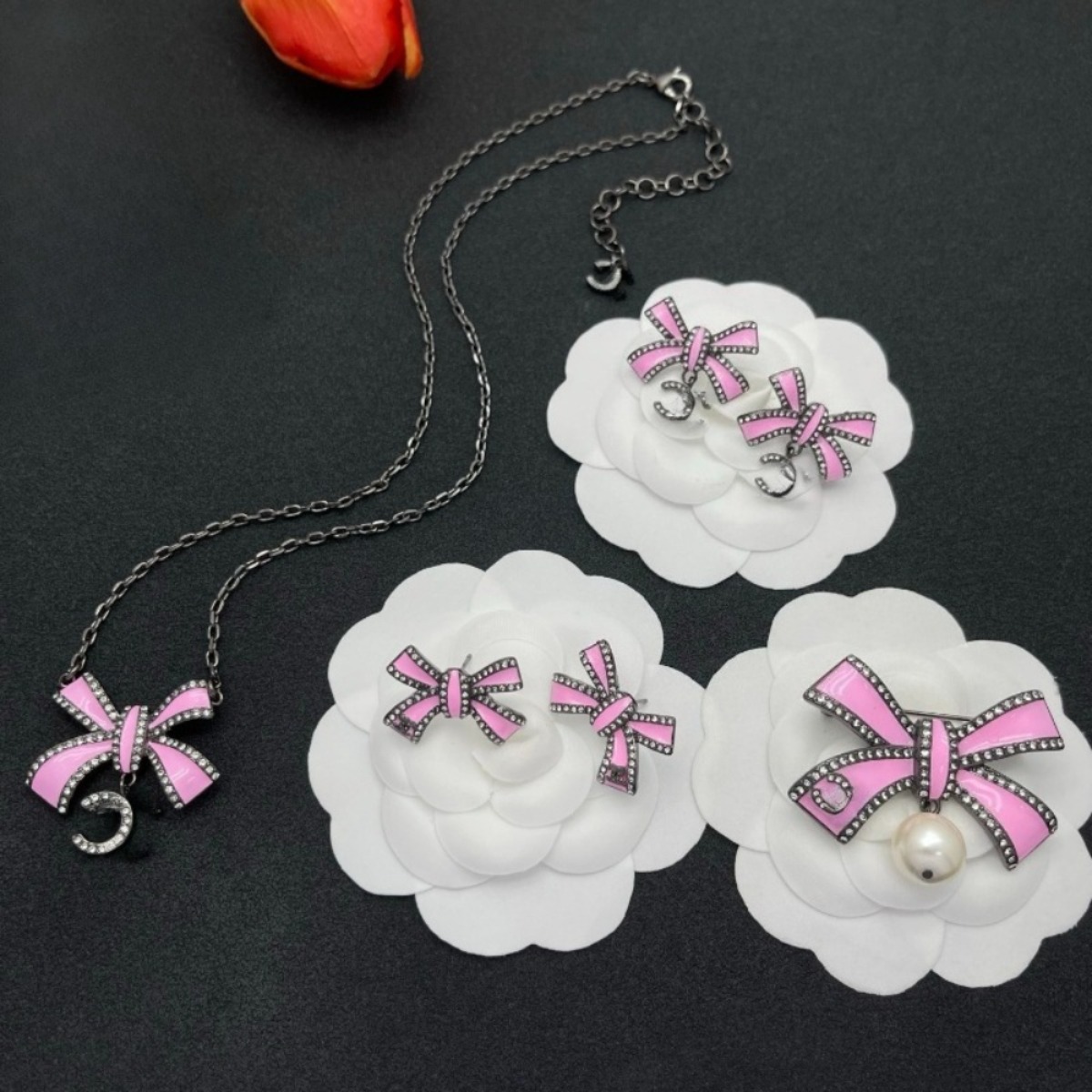 Luxury Classic Necklace Designer earring Flower Pendant brooch Necklace set Gold Plated Crystal Necklace Women Party Jewerlry