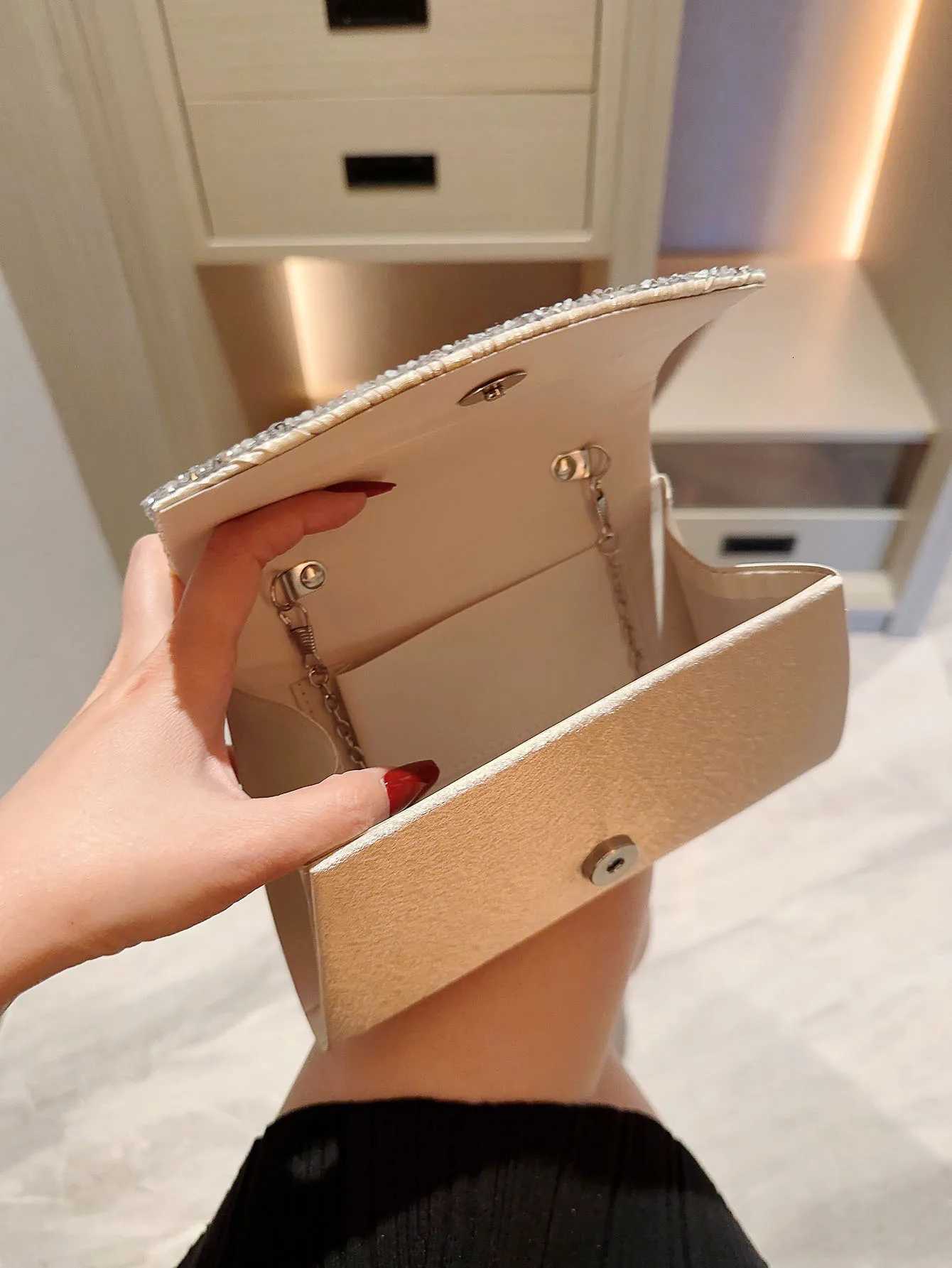 A Shiny Rhinestone Velvet Evening Dress Bag Hand Evening Bag Romantic white Wedding Bag Banquet Bag Bridal Bag Chain Bag Formal Party Bag Prom Bag Env