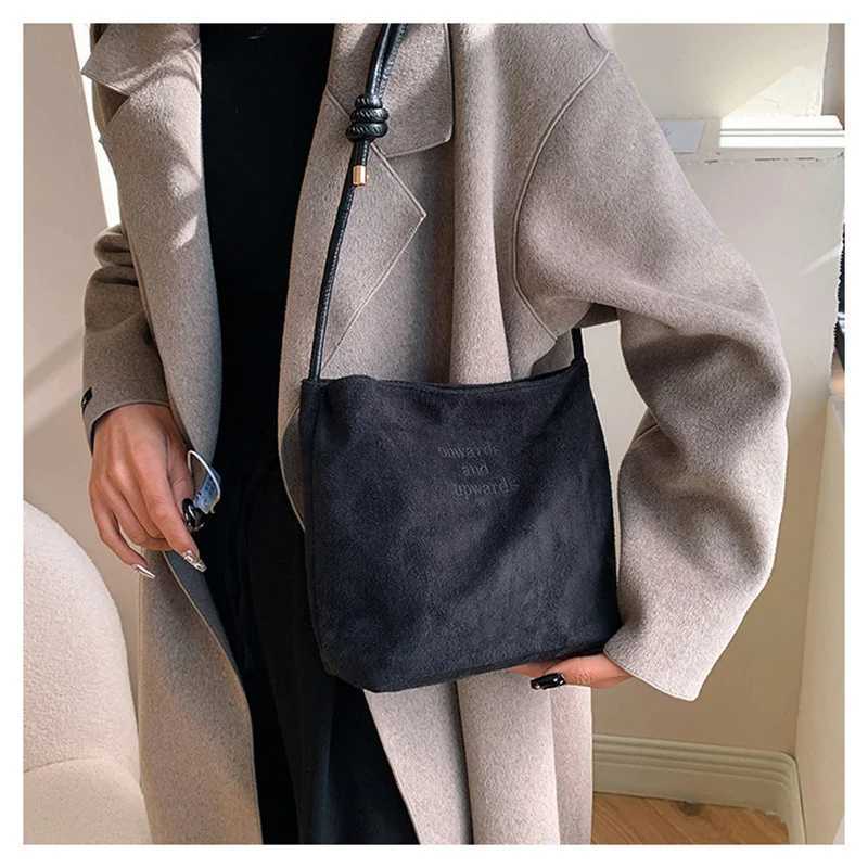 Women Handbags Faux Suede Fabric Women Shoulder Bag Fashion Luxury Ladies Messenger Bags High Quality Female Tote BagT251028