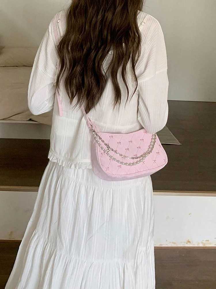 2025 new pink sweet and cute artificial pearl chain crossbody bag shoulder bag womens bag daily commuting bag small square bagT251028