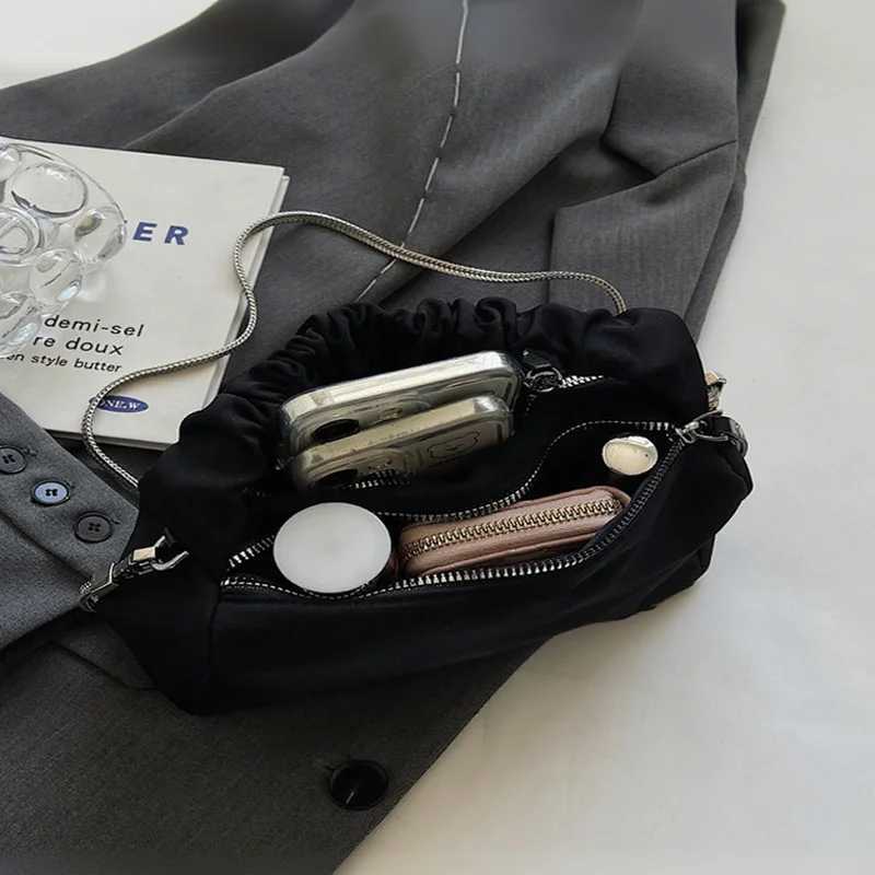 Simple Womens Crossbody Bags Boston Nylon Handbags Zipper Chain Dinner Bag Shoulder Bag Daily CommutingT251028