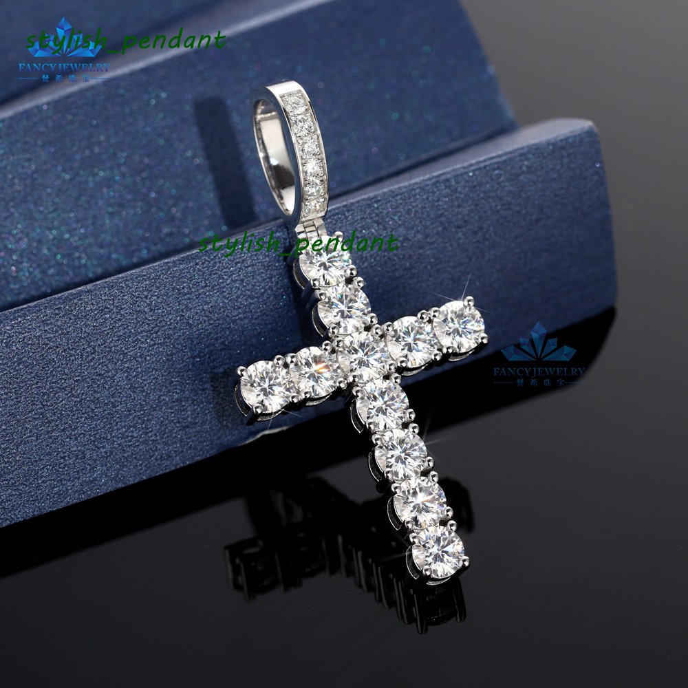 Wholesale Custom Moissanite Pendant 5mm 05CT Ice Out Moissanite GRA Charm Fashion Necklace Religion Christian Cross Pendant