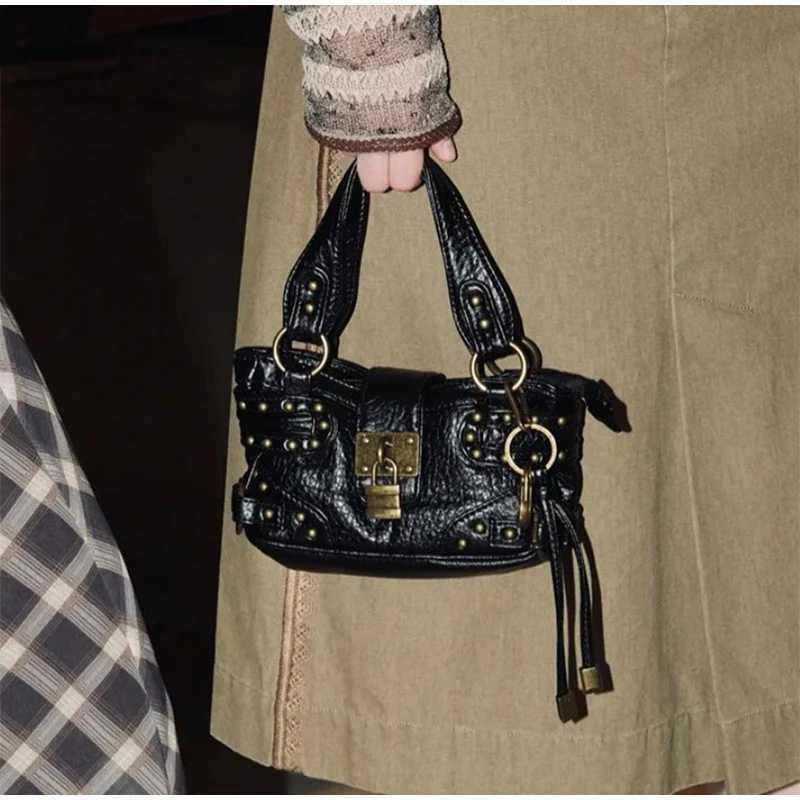 Luxury Wens Bag Brand Padlock Charm Design Motorcycle Bag Y2k Decorati Top Handles Wallet Mini Shoder Crossbody Bag H251028