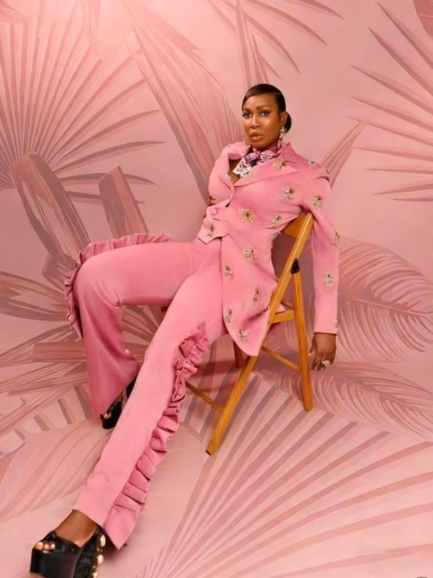 Fashion Women Suits 2 Pieces Office Ladies Work Appliques Jacket Blazer Ruffles Birthday Party Customized Outfits