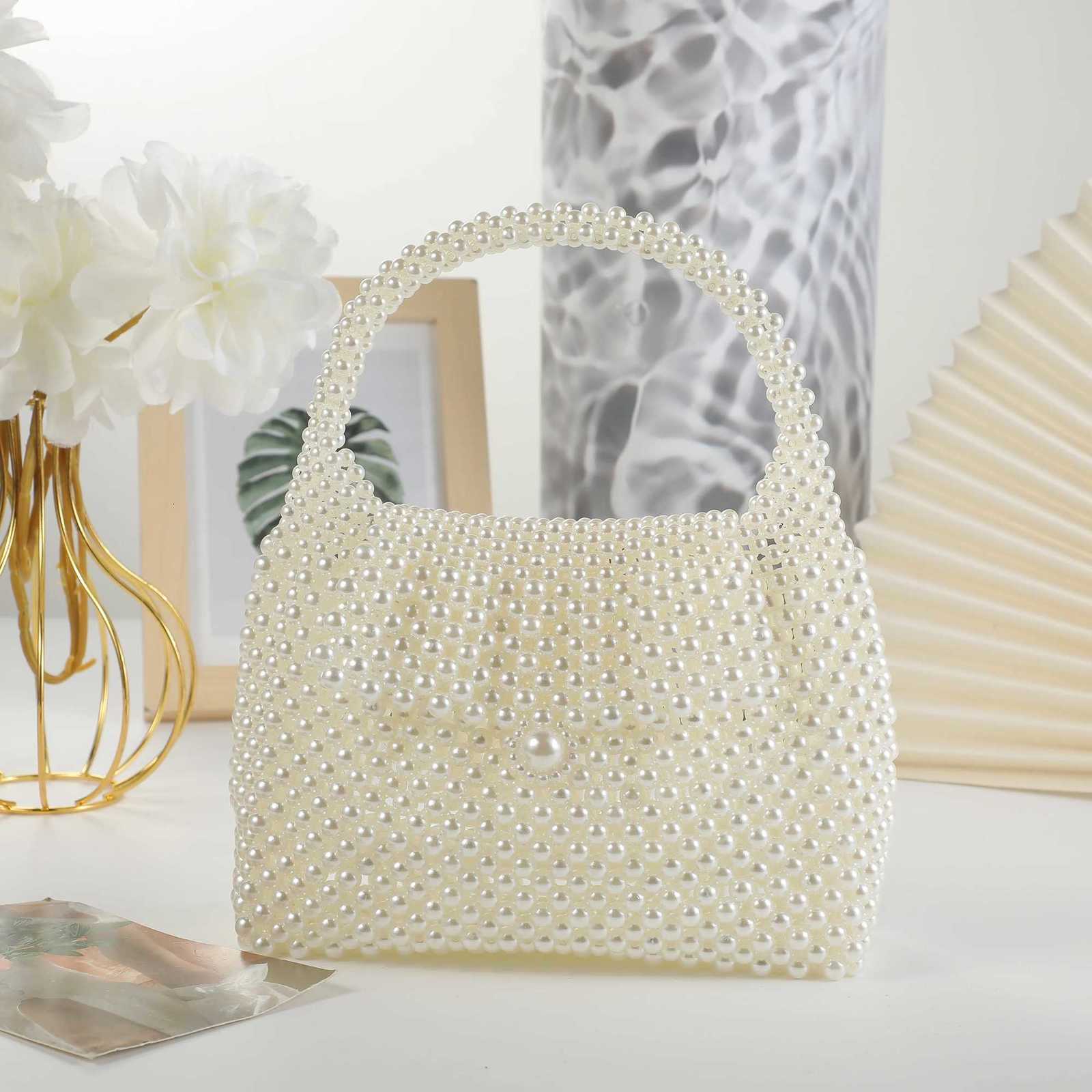 Beautifully woven shell pearl purse stylish purse handmade beaded purse lady travel handbag wedding party dinner bag H251027