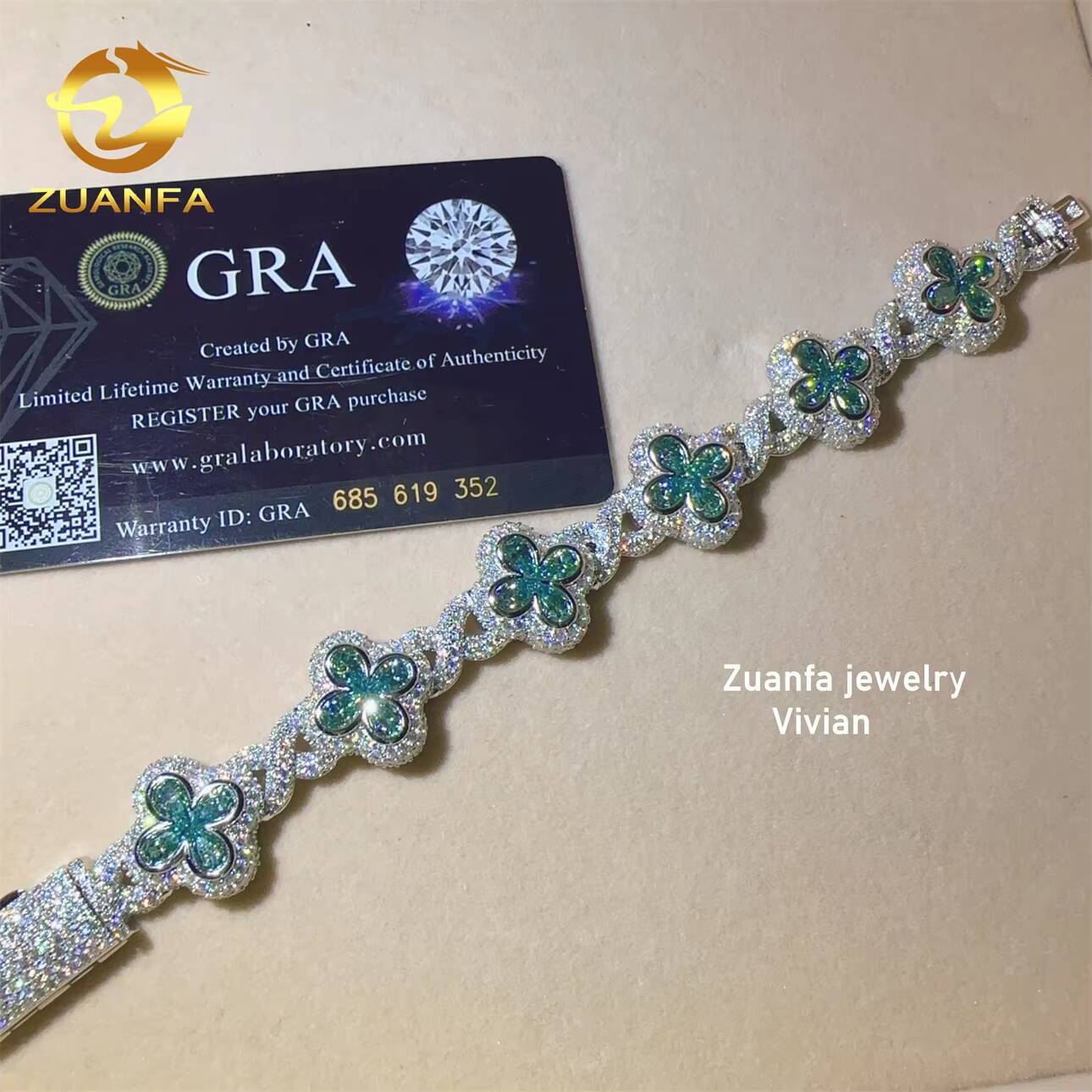 925 Sterling Silver Iced Out Moissanite Cuban 18mm VVS Moissanite Hio Hop Jewelry Cuban Link Bracelet