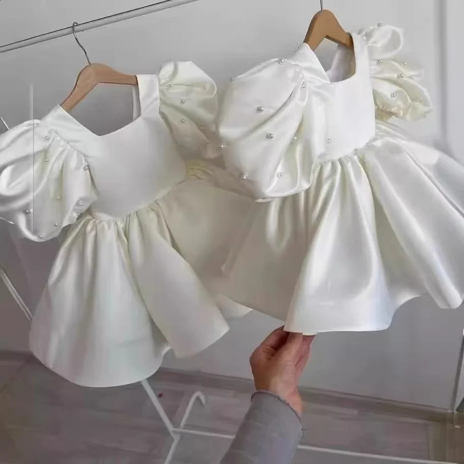 Flower Girl Satin Dresses Birthday Party Middle and Young Children Modelling Runway Piano Playing Tutu Skirt Wholesale 251023