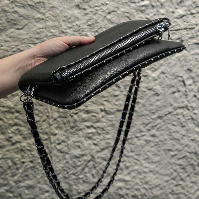 Classic and stylish personalized chain shoulder bag simple and elegant suitable for commuting and shoppingT251028