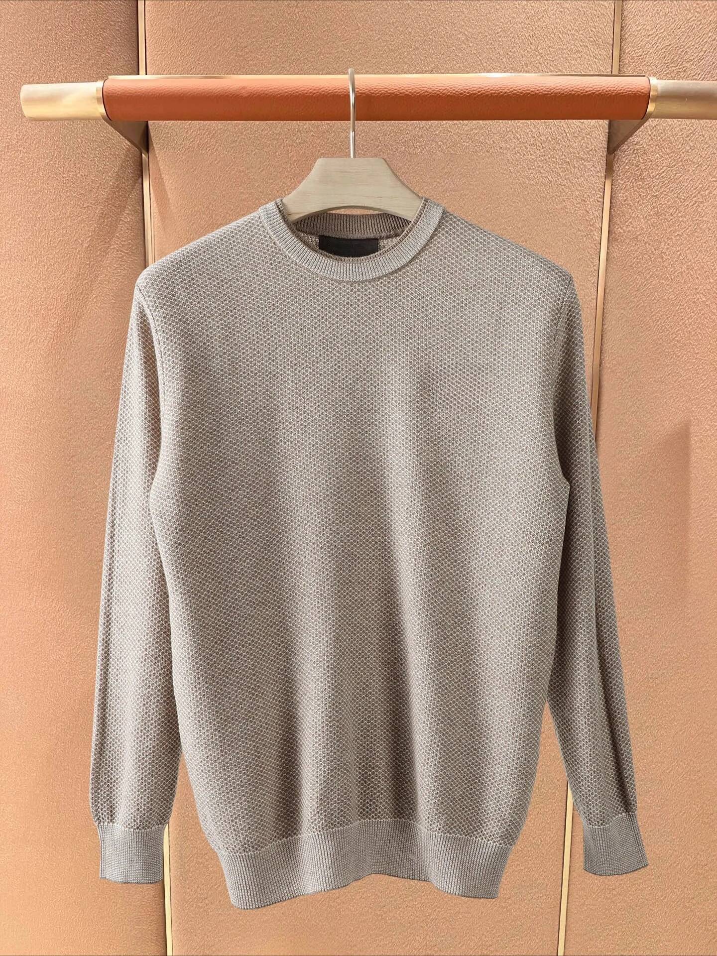 LP Italian 25Aw Embroidered Letter Crew Neck Sweater