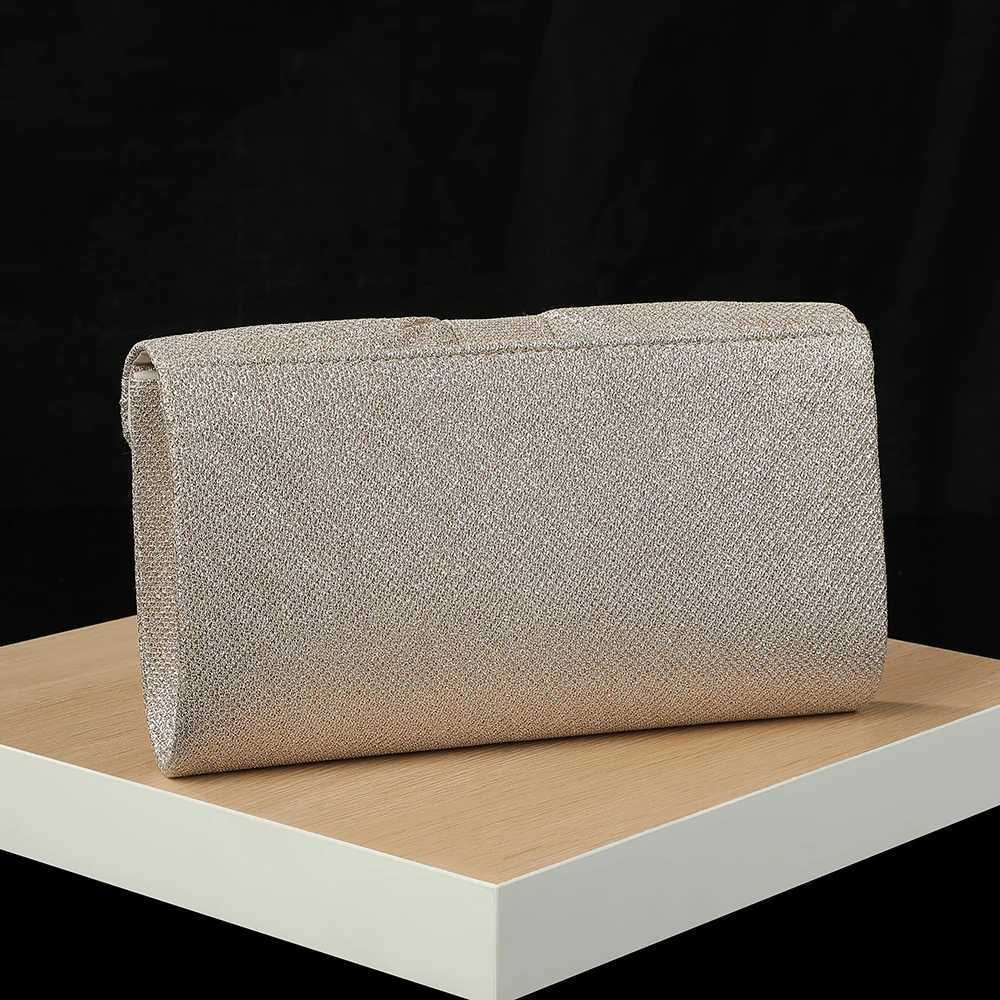 Womens Pleated Clutch Bag Solid Color with Metal Chain Single Shoulder Crossbody Strap for Party Evening Dress Birthday H251027