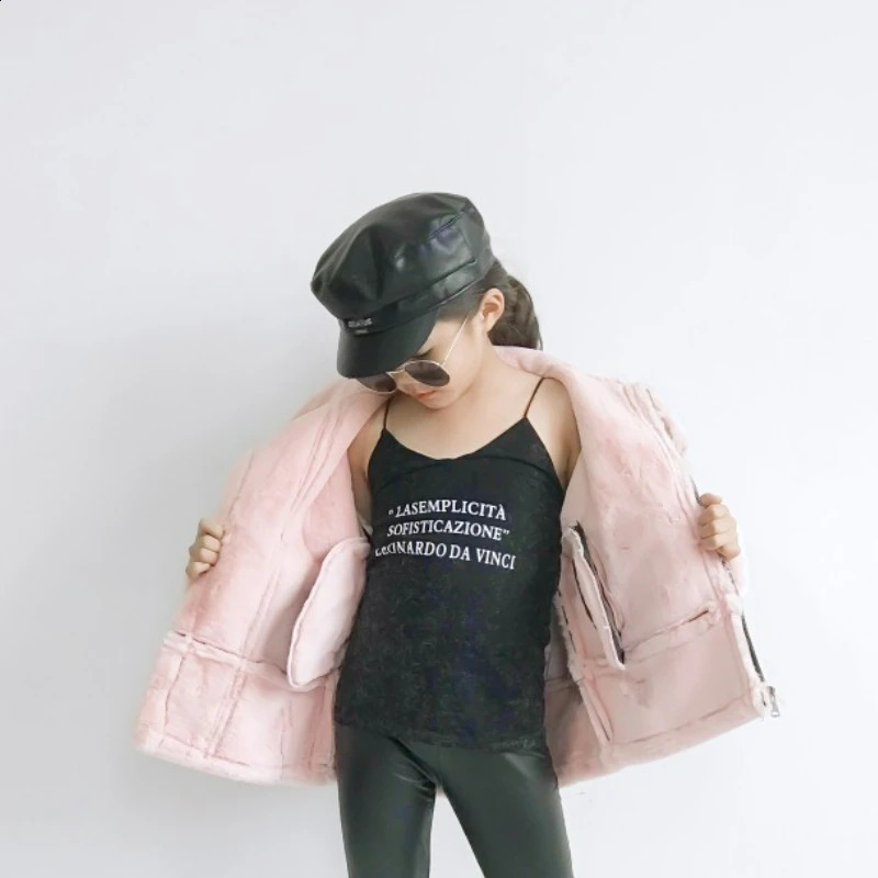 Girls leather jacket with thickened fur and integrated coat top 2025 winter clothing childrens clothing 38 years old 251027