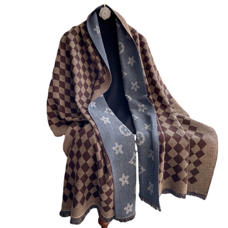 Free shipping Designer Scarves 2025 Autumn Winter New Fashionable Versatile Checkered Scarf for Women Warm Thick Shawl