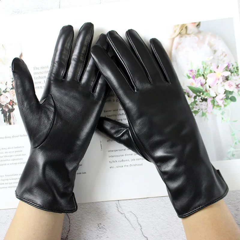 Color Sheepskin Leather Gloves Womens Straight Style Fleece Lining Spring and Autumn Outdoor Traveling Cycling Car Driving 251027