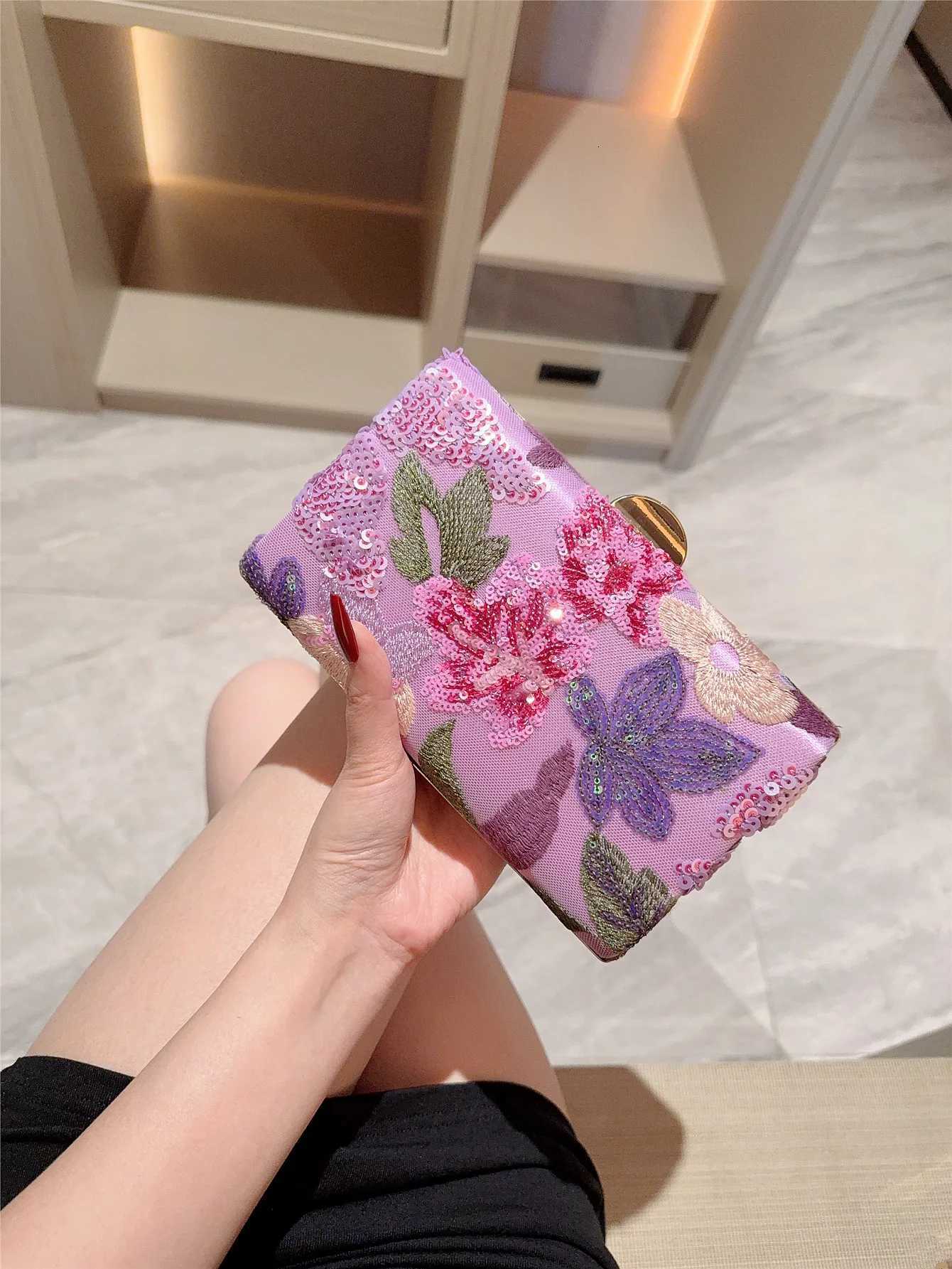 New CrossBorder Sequin Embroidery Floral Chain Clutch Bag Chain Bag Fashionable Womens Bag Crossbody Bag H251027