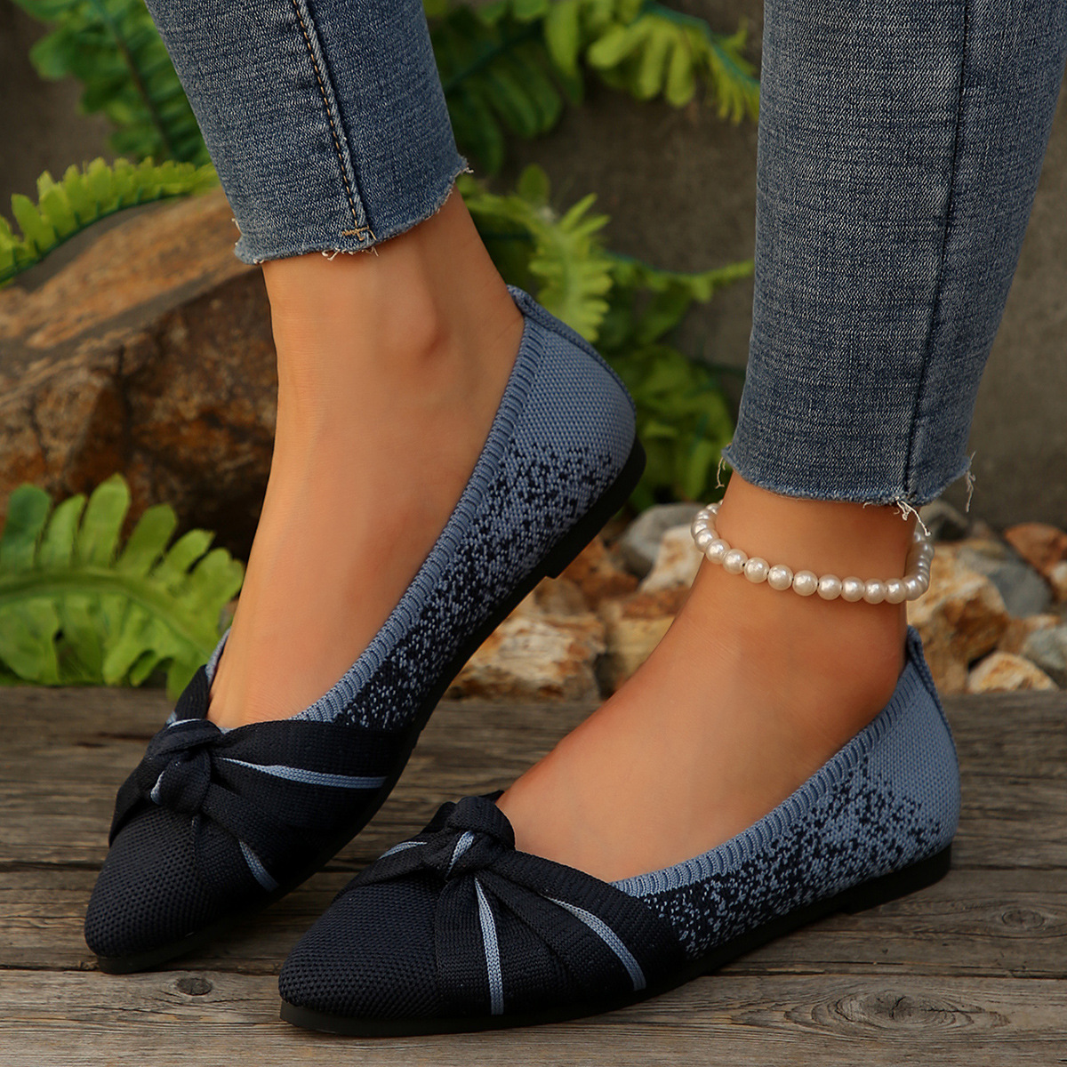 Casual Breathable Women's Knitted Shoes Spring/Summer Gradient Pointed Toe Flat Sole Flat Heel Soft Sole Comfortable Shoes2025