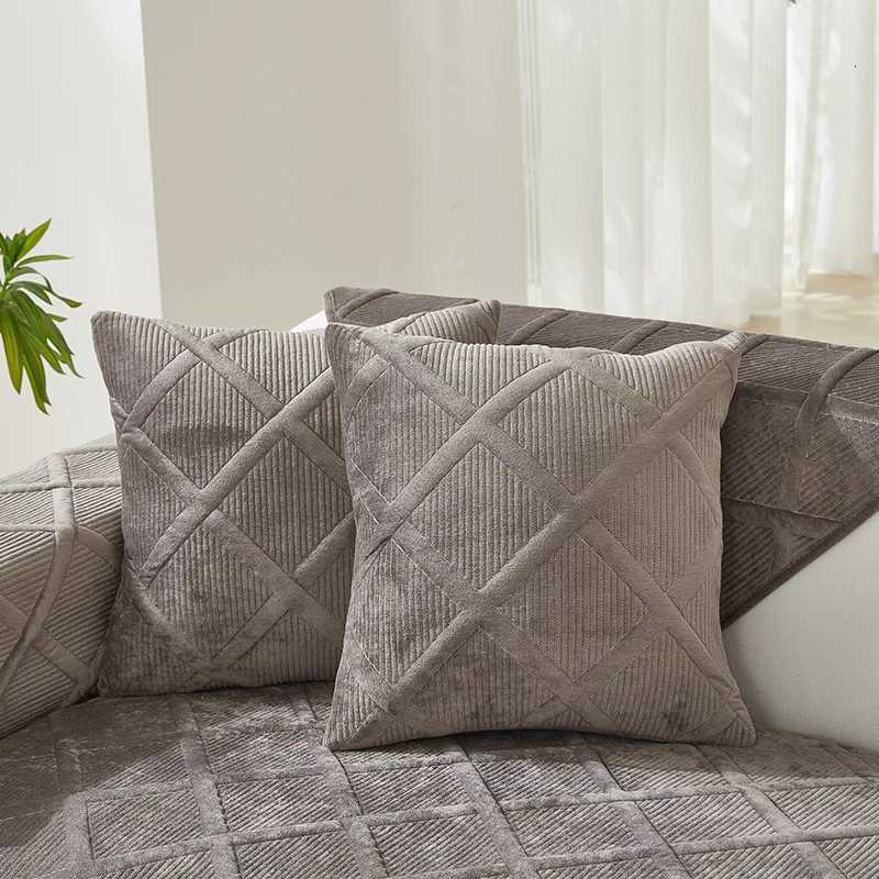 Crystal Velvet Sofa Cover Plush Cushion Thickened Plaid Living Room Sofa Cover Solid Color NonSlip Sofa Armrest Backrest Towel C251028