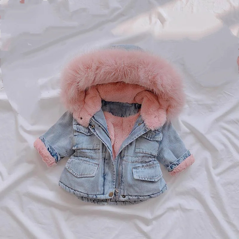 Baby Girls Coats Winter Denim Jackets with Fur Hooded Coats Girls Cotton Thicken Children Clothing Girl Jackets Christmas Gift 251027