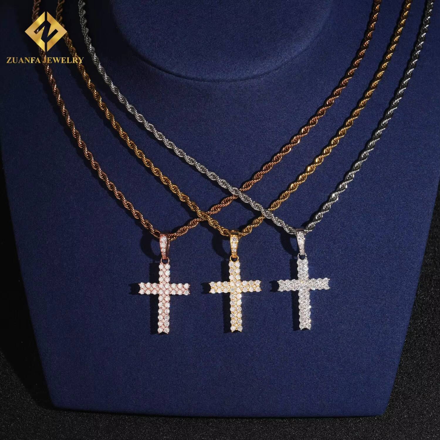 New Products Fashion Ice Out VVS Moissanite Cross Pendant 925 Sterling Silver Pass Diamond Tester Hip Hop Style Jewelry with GRA