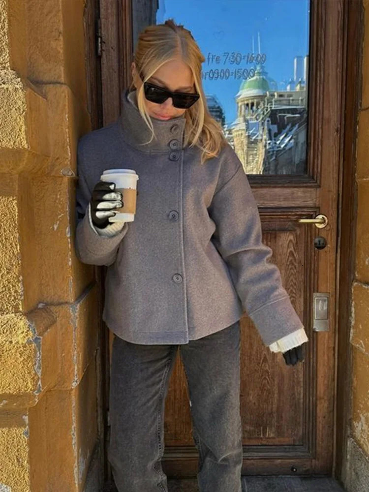 Fashion Womens Stand Collar Woolen Coats Long Sleeve Loose Female Short Coat Autumn Winter Office Lady Street Jacket 251023