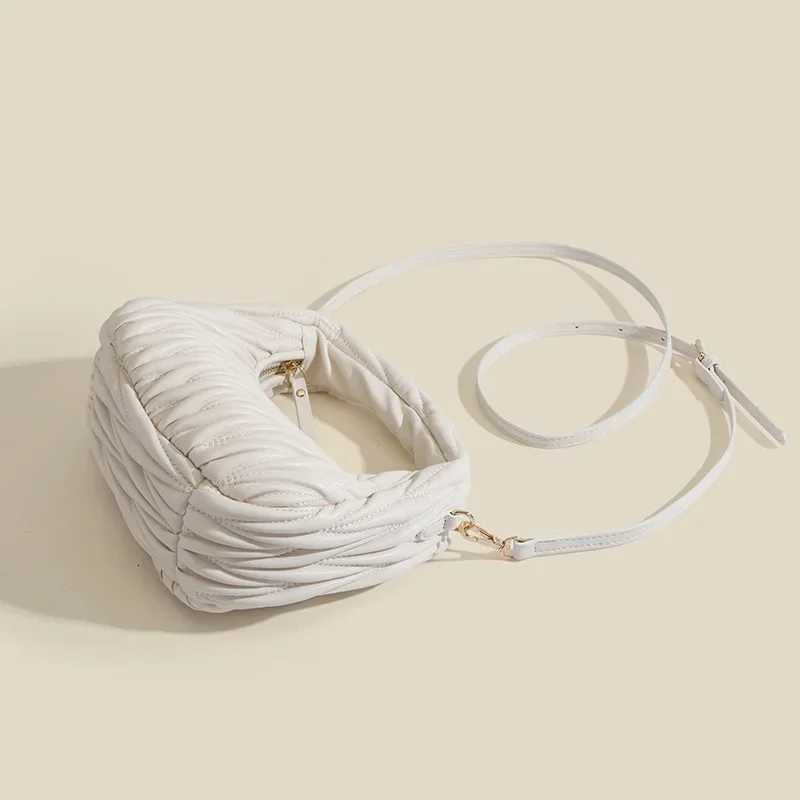 2025 New Koreanstyle Multipurpose Fashion Handbag Solid color with Small Pouch Womens Popular Shoulder Bag At The ElbowT251028