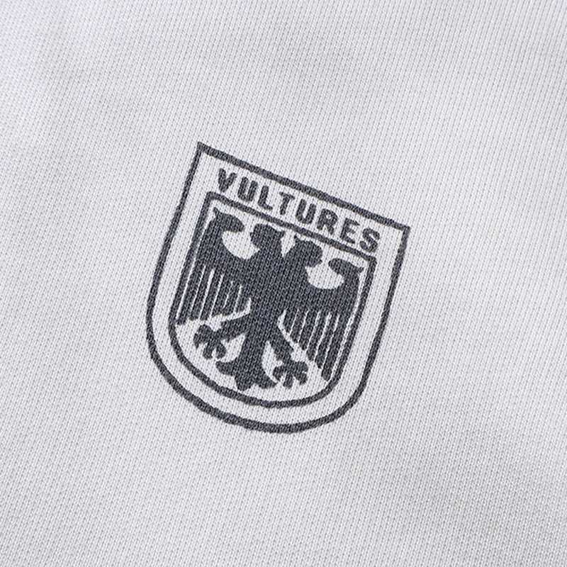 Hoodies 2025 New American High Street Vulture Letter Print Dirty White Hooded Sweatshirt Men Women Hoody Pullover J251028