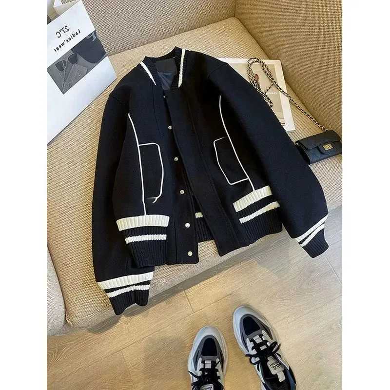 Autumn and Winter Quilted Baseball Womens Korean Style Loose Casual Splicing Jacket Coats Top J251028