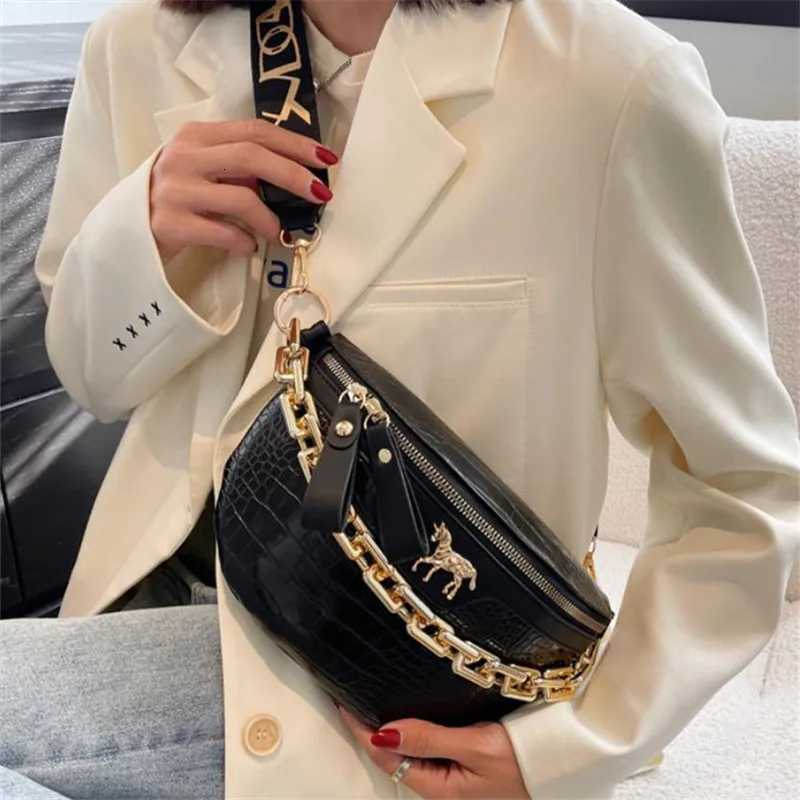 Trendy PU Chest Bag Stylish Single Shoulder Saddle Bag with Crocodile Pattern Chain Wide Belt Crossbody Bags for Women Daily UseW251028