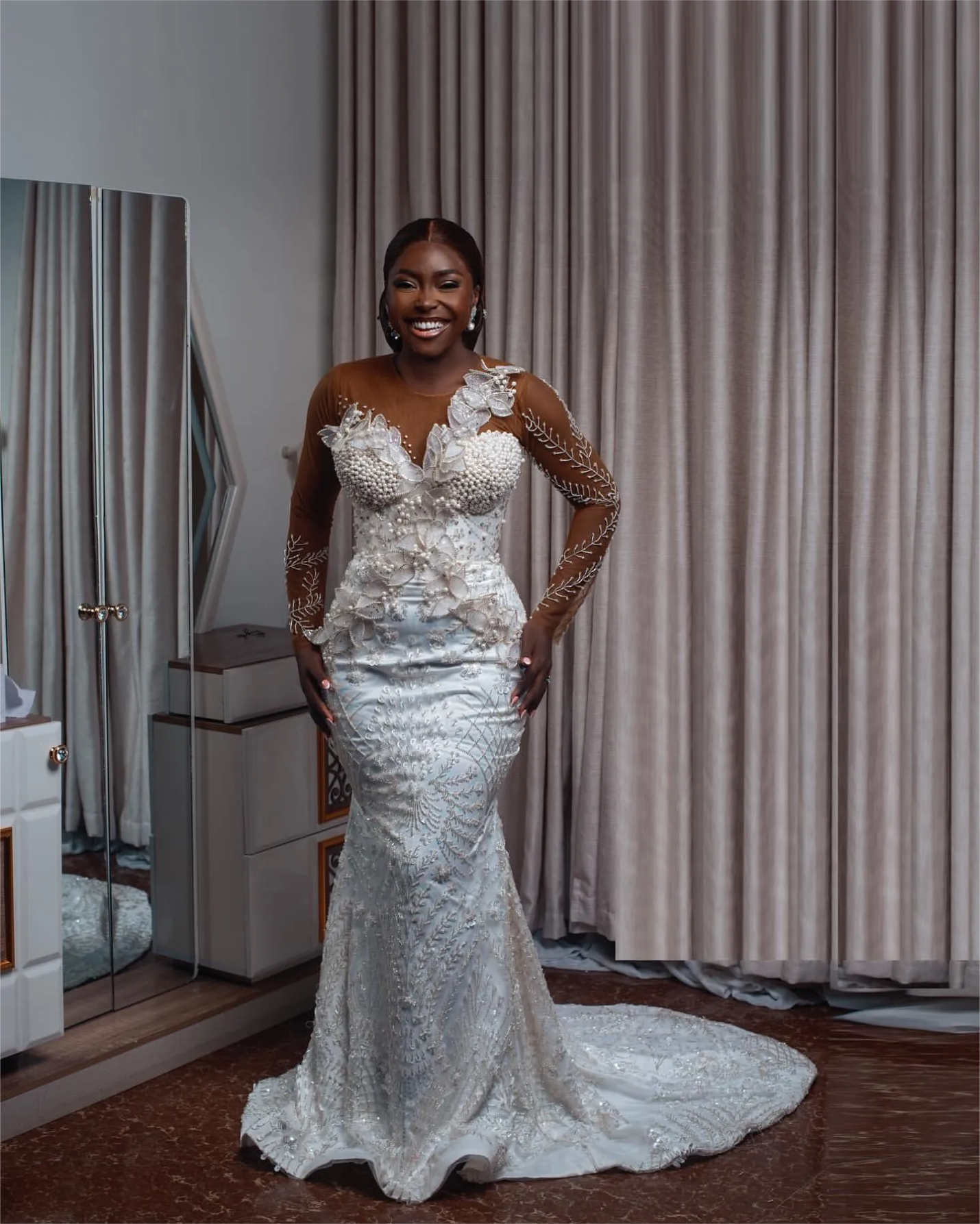Arabic Aso Ebi Plus Size Mermaid Wedding Dress in Ivory with Full Lace Florals Pearls Beaded and Vintage Style