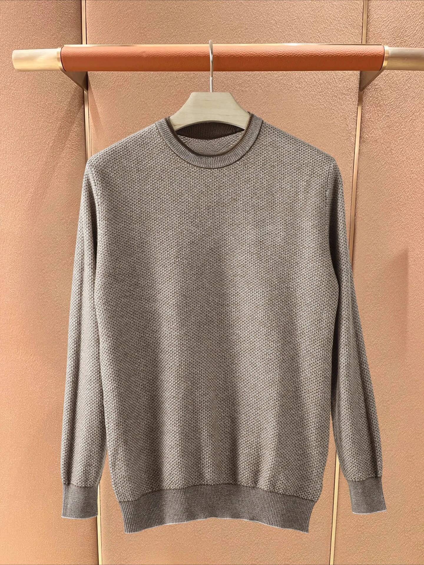 LP Italian 25Aw Embroidered Letter Crew Neck Sweater