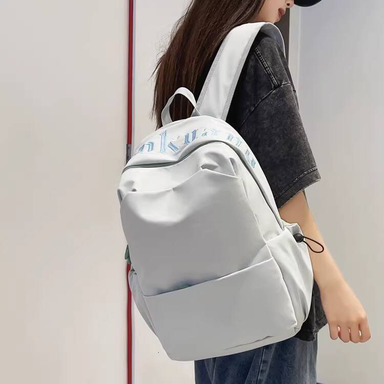 College Girl Simple Red Large Capacity Travel Backpack for Female and Male High School Students