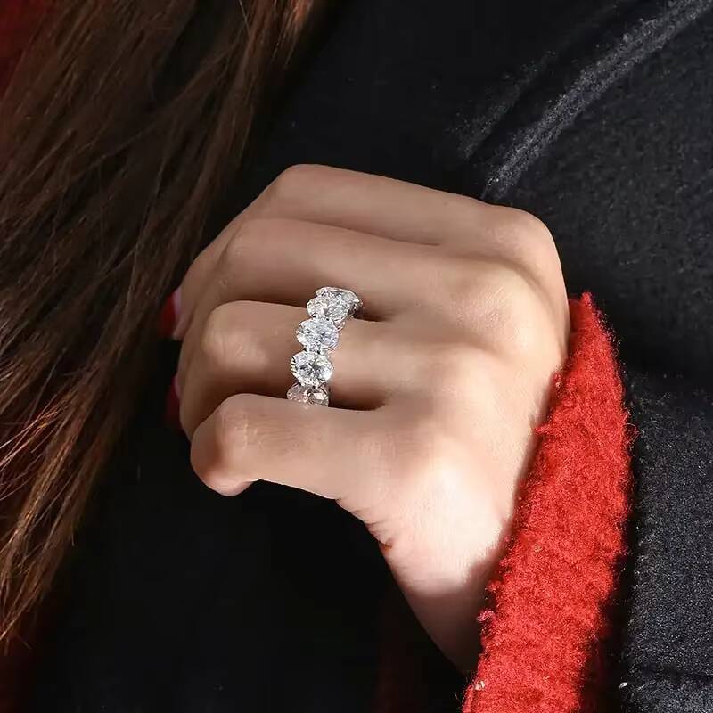 Fashion Diamond Jewelry Oval Cut 14K White Gold Moissanite Eternity Band Rings for Women