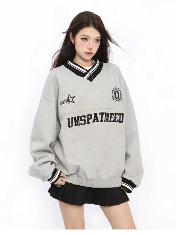 American Retro Letter Embroidery Shirt Unisex Hip Hop Vneck Sweatshirt for Men Women Autumn Winter Design Oversize Couple Tops J251028