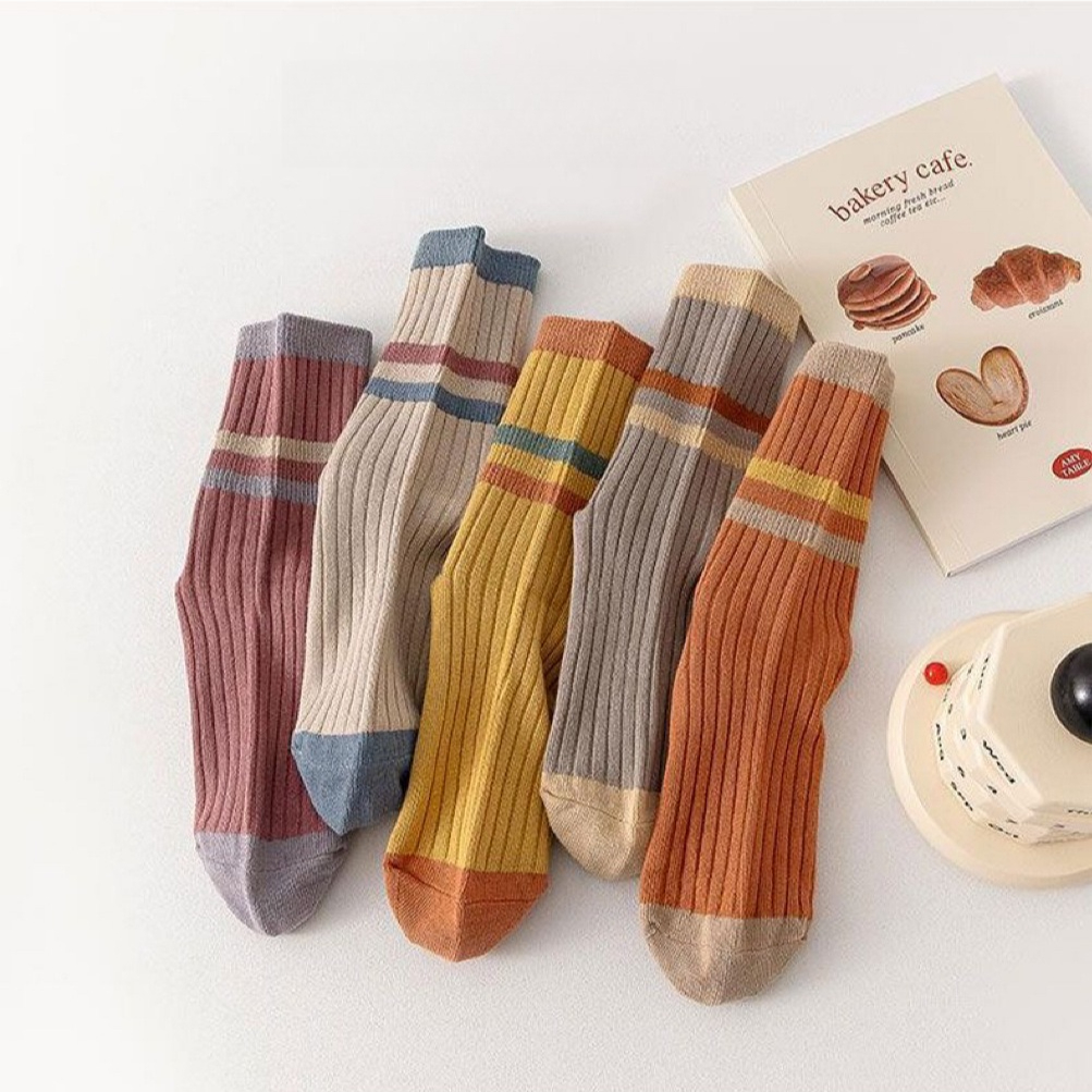 OC5002 Four Season Universal Women's Socks Sweat Absorbing Breathable Midsole Wholesale Customized Color Stripes Fashionable Casual Color Matchin