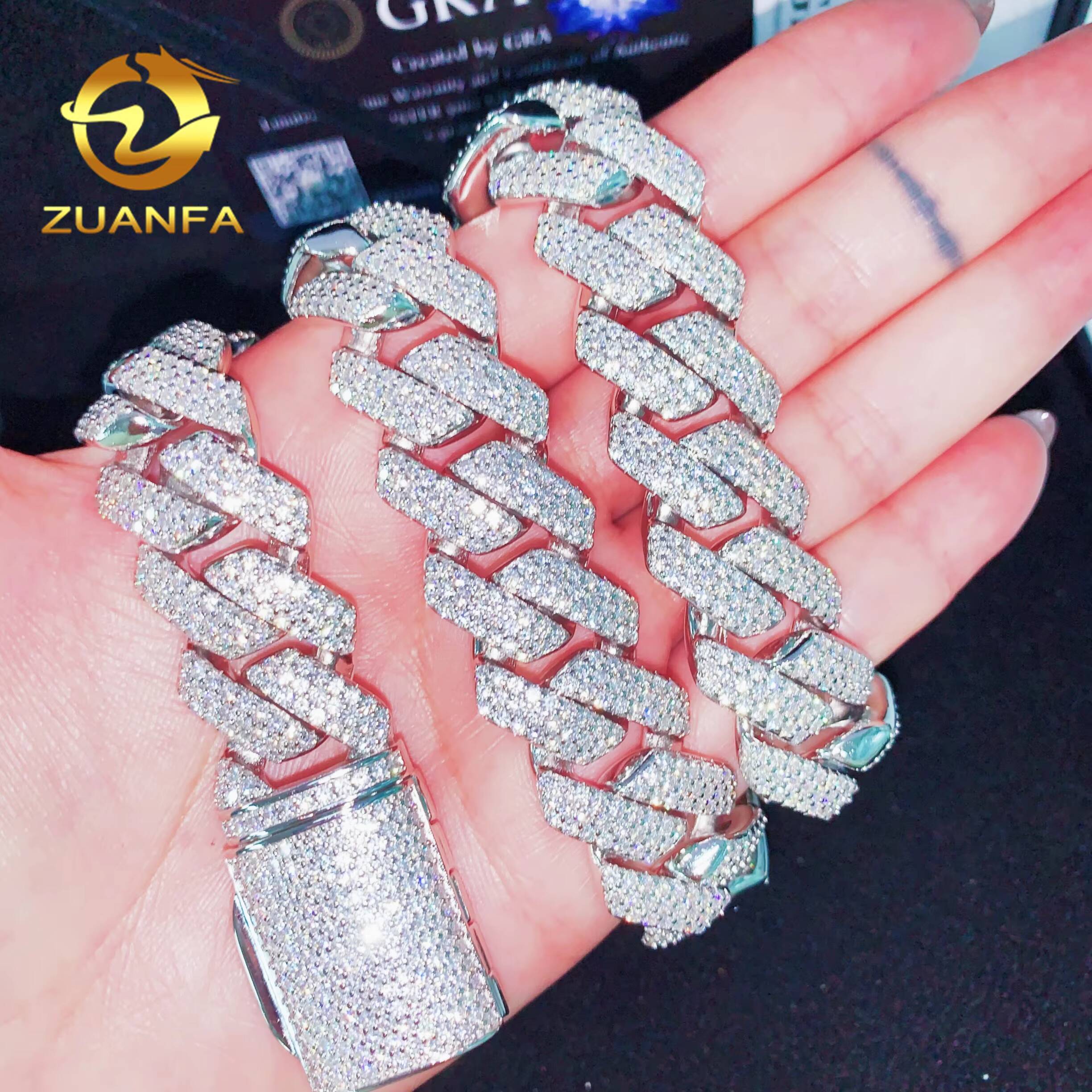 GRA Certification Chunky 18mm Moissanite Cuban Links Moissanite Chain Necklace