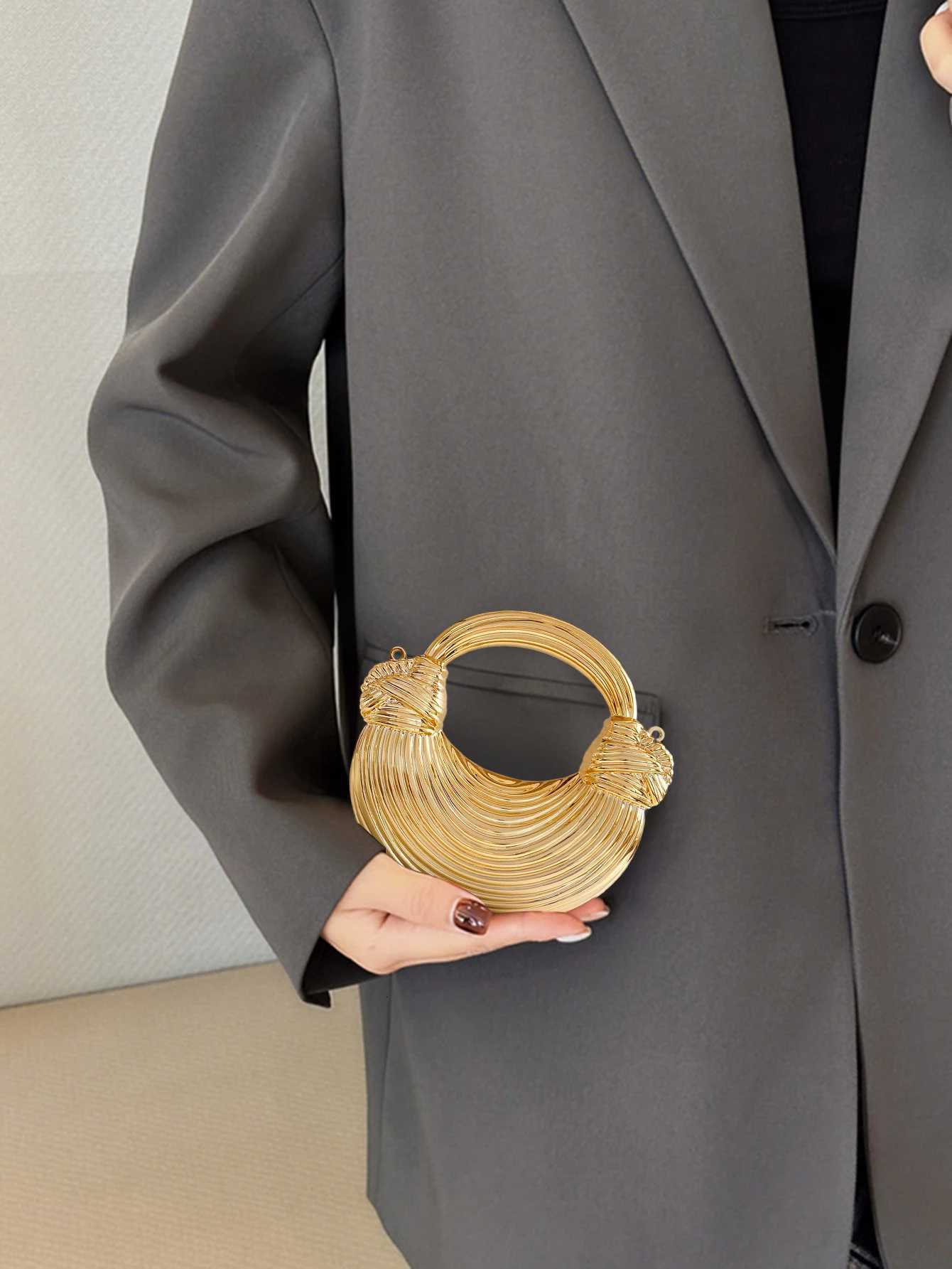 Gold Luxury Designer Women Handbag Fashion Exquisite Evening bags with Removable Chain StrapMagnetic Closure Mini Messenger BagW251028