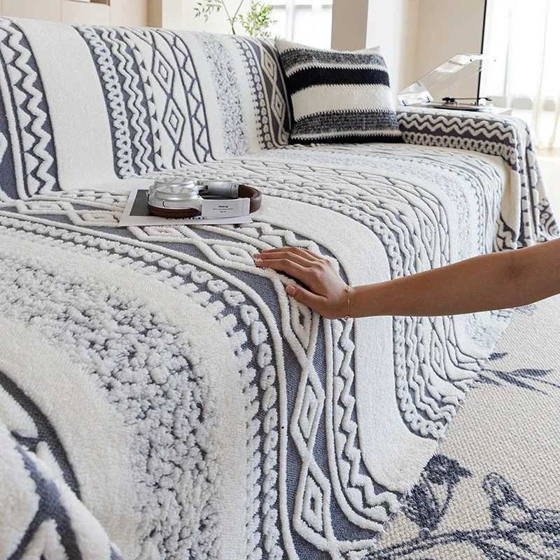 Bohemian Winter Thick Velvet Sofa Towel Multi Functional Dustroof Sofa Towel Cover for Living Room Plush Knee Blanket for Office C251028