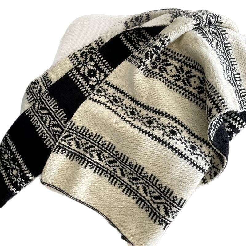Recommended Personal Use Fair Isle Style Black and White Double-Sided Jacquard Scarf Autumn Winter Warm Neck Warmer for Women