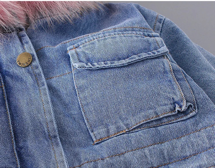 Autumn and Winter Childrens Coat Solid Color Plush Thickened Warm Denim Collar Hooded Girls Coat Warm Baby Clothes 251027
