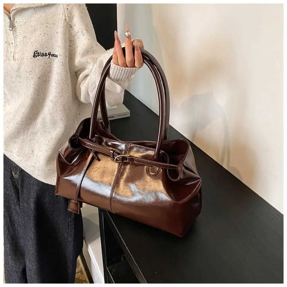 Fashion Oil PU Leather Handbag Large Capacity Multifunctional Tote Bag Casual Shoulder Bag Work Shopping TravelW251028