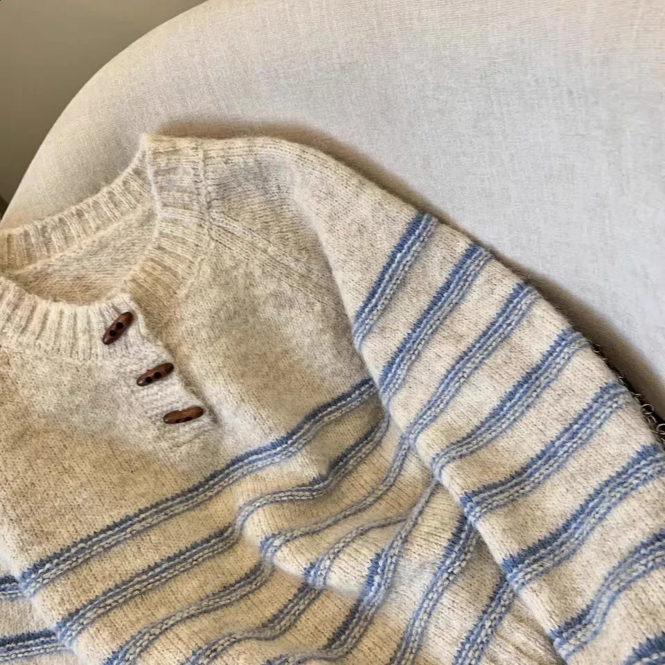 Knitted Button Pullover Oneck Womens Sweater Retro Stripe Jumper 2025 Fashion Casual Winter Knitwear 251027