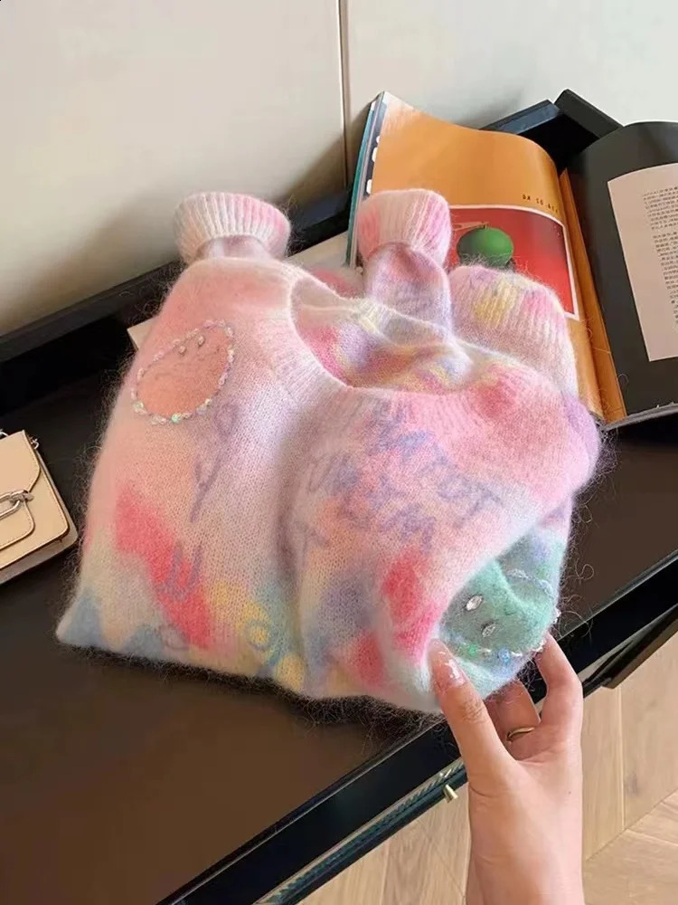 Fashion Lazy Autumn Letters Printed Soft Loose Sweater Tops Casual Women O Neck Knitted Mohair Diamonds Knitwear Pullovers 251027