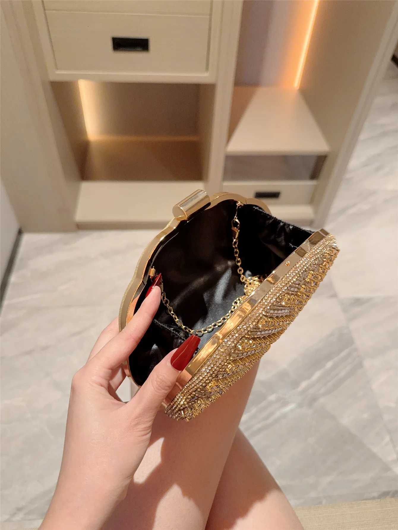 HighEnd Dress Clutch Bag with Diamond Bag New Lady with Cheongsam Evening Bag Womens HandHeld CrossBody Bag H251027