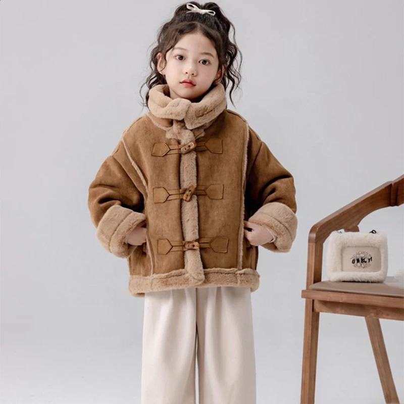Fashion Teen Girls Lambswool Jackets 2025 Winter Kids Vintage Loose Thickened Deer Skin Velvet Fur Coats Childrens Clothing 251027
