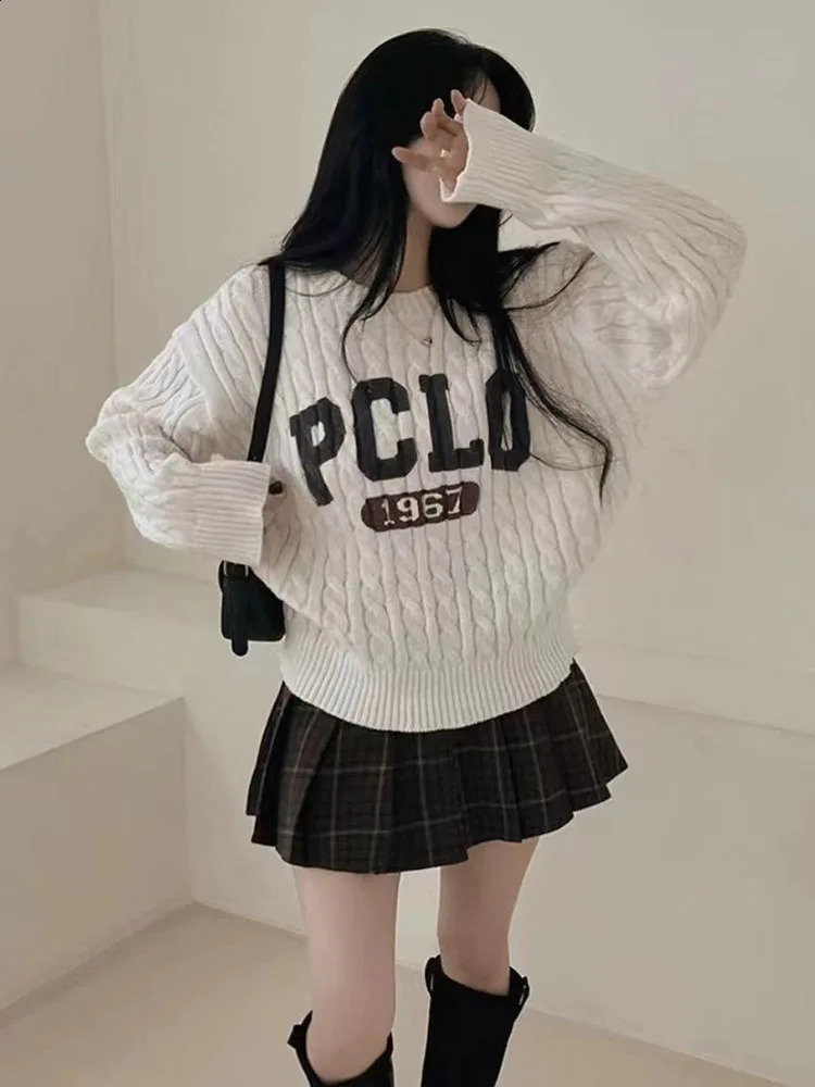 Vintage Fashion Pullover Sweater Long Sleeved Letter Patchwork Baggy Knitted Top Womens Casual ONeck Loose Soft Jumpers 251027