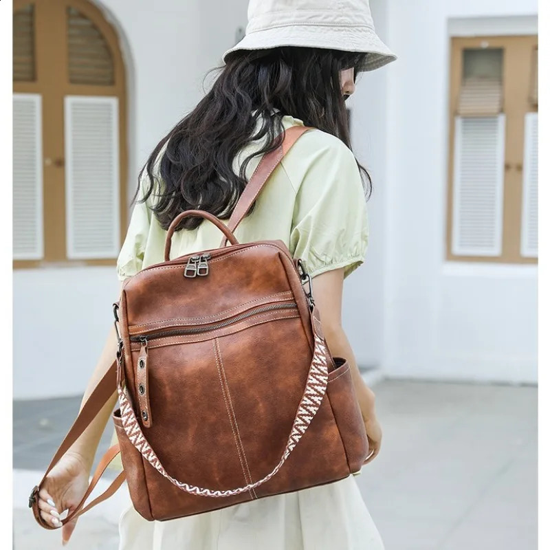 2025 New Autumn and Winter Womens PU Leather Waterproof Fashion Retro Large Capacity Travel Antitheft Backpack Shoulder Bag 251028