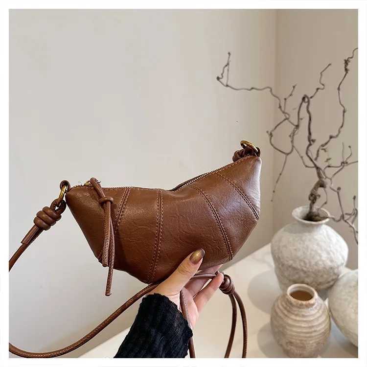 Popular in autumn and winter shows retro niche croissants versatile dumpling bags 2025 new trendy fashion single shoulder crosT251028