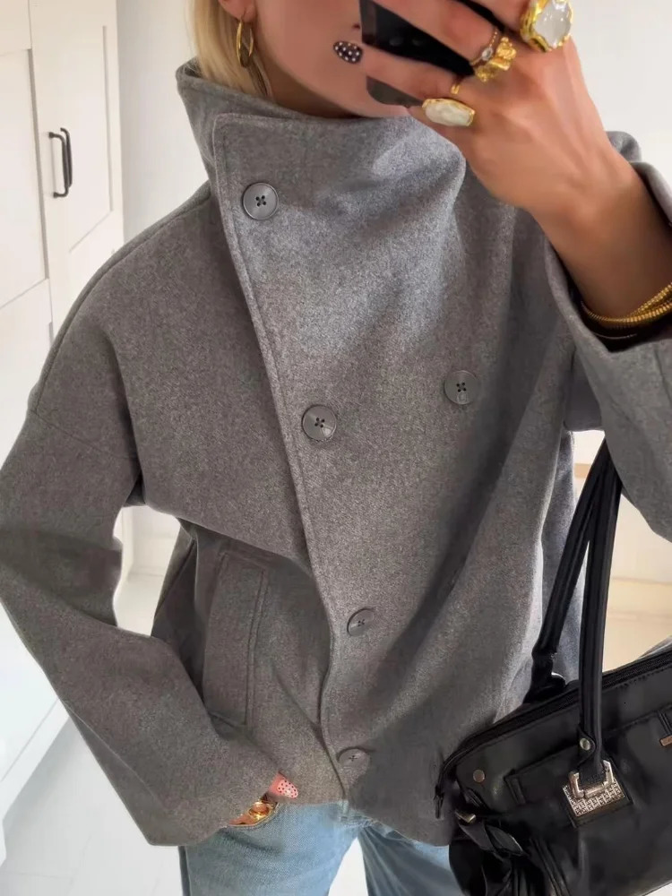 Street Solid Loose Womens Short Overcoat Stand Collar Long Sleeve Double Breasted Woolen Coat Fashion Allmatch Ladies Tops 251028